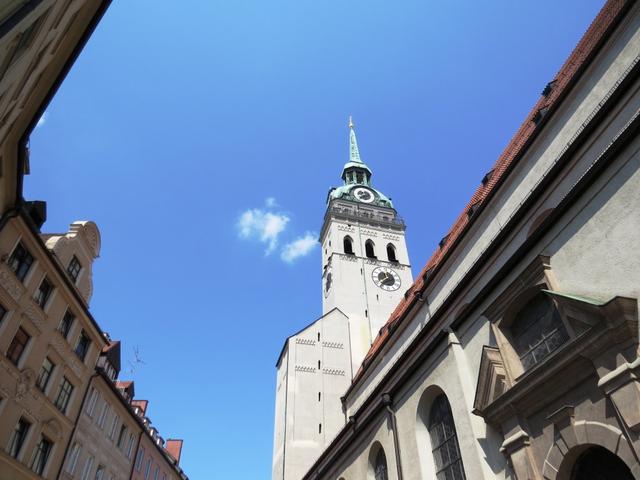 die Kirche St. Peter ist die älteste Pfarrkirche der Stadt