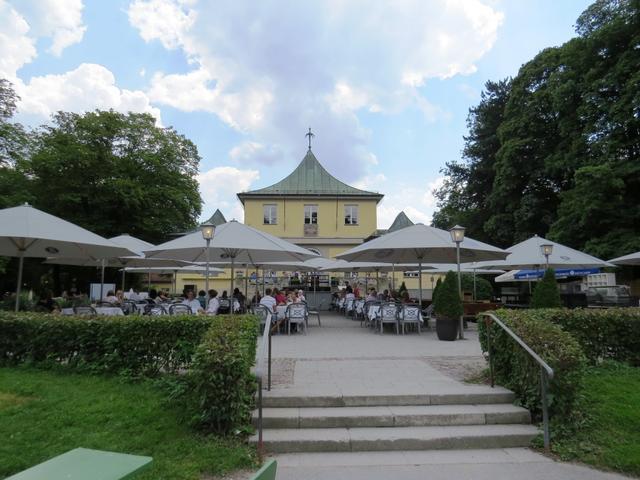 wir befinden uns nun im „Englischen Garten“