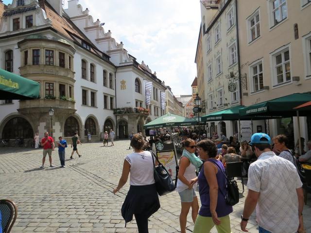 beim Hofbräuhaus