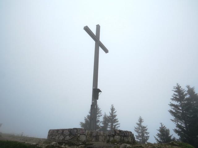 das Brauneck Gipfelkreuz 1555 m.ü.M.