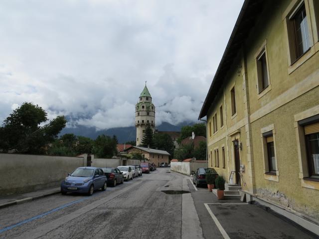 der berühmte Münzerturm der Burg Hasegg stellt das Wahrzeichen der Stadt Hall dar