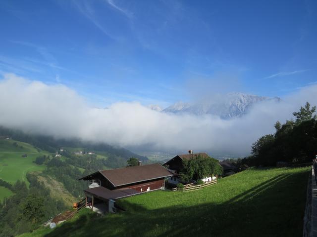 es kündigt sich ein schöner Sommertag an