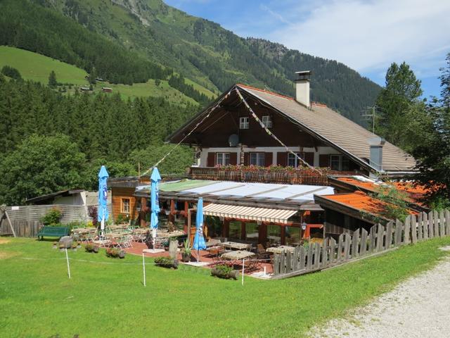 nach dieser kurzen Pause verlassen wir das Gasthaus Haneburger und machen uns auf den Weg zur Lizumer Hütte