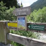 beim Lager Walchen 1410 m.ü.M. biegen wir in den Zirbenweg ein