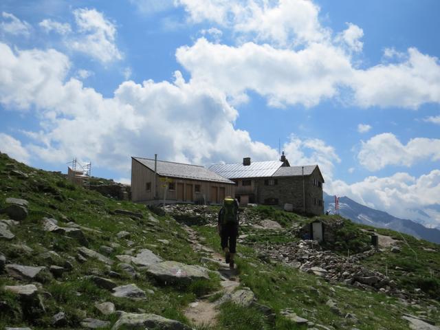 wir haben das Friesenberg Haus 2498 m.ü.M. erreicht