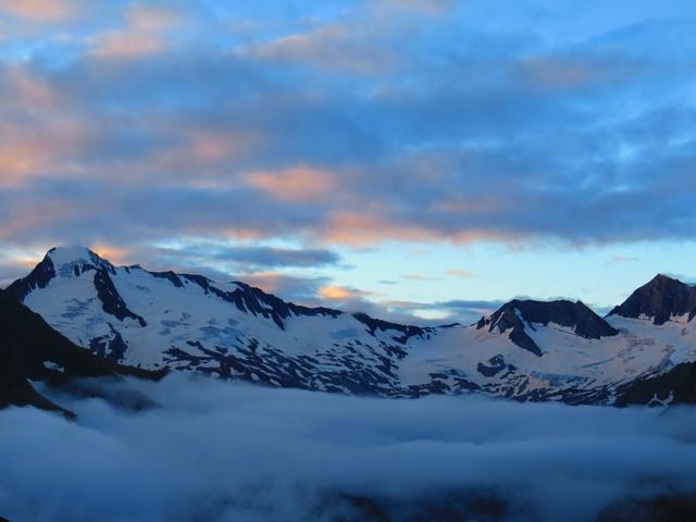 Sonnenaufgang bei der Olpererhütte