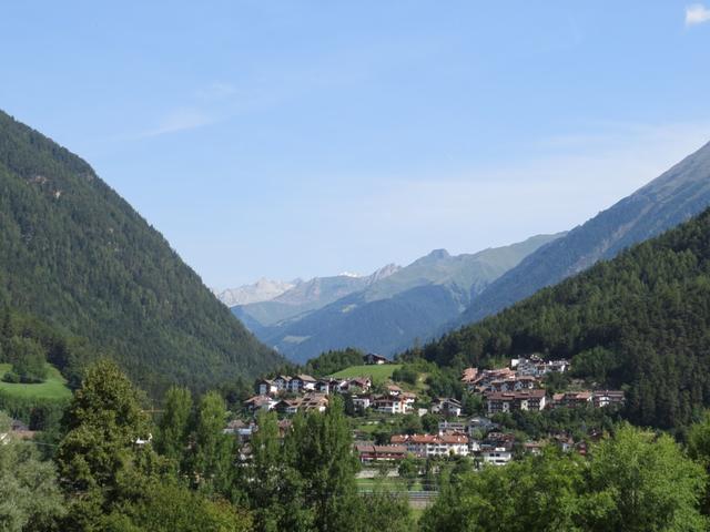 Blick zurück nach Niedervintl und das Val die Fundres