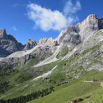 vom Kreuzjoch aus, wird der Bergpfad nun definitiver steiler