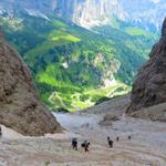 Tiefblick zum Grödner Joch