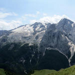 schönes Breitbildfoto mit Lago di Fedàia und die Marmolada