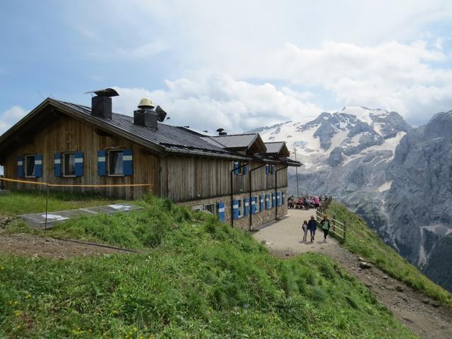 der Rifugio Viel dal Pan hat uns sofort gefallen. Die superschöne Lage mit einer traumhaften Aussicht