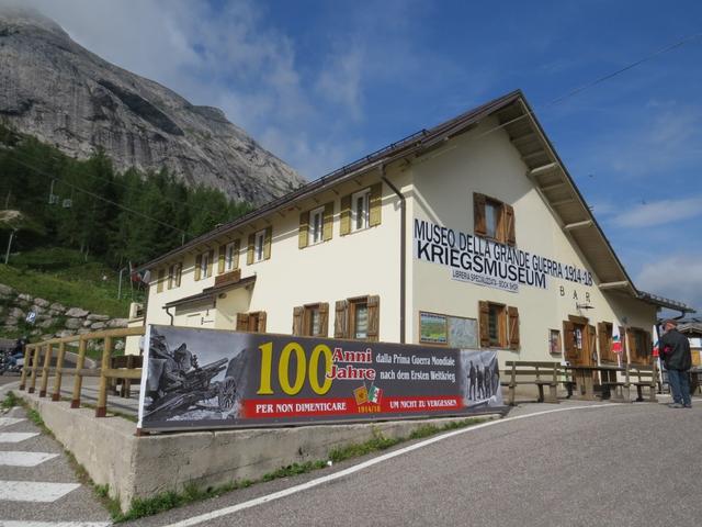 beim Lago di Fedaia 2050 m.ü.M. besteht die Möglichkeit das Kriegsmuseum über den 1.Weltkreig zu besuchen