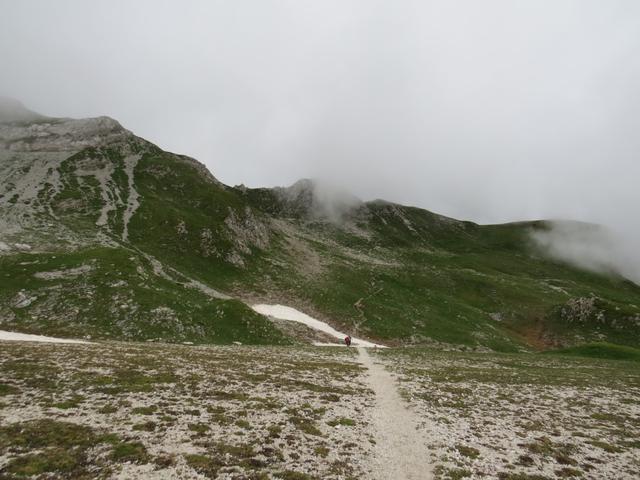 am Nordwestgrat des Cima de Zita vorbei, geht es zum teil steil aufwärts