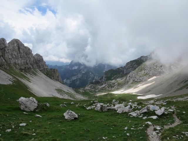 Blick ins Tal Van de Zita de Fora. Dort hinunter führt unser Weg