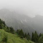 die Schiara leider Wolkenverhangen. Was der Wilde Kaiser für die Nordalpen ist, das ist die Schiara für die Süd-Dolomiten