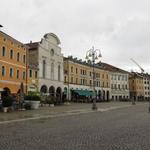 Breitbildfoto von der Piazza dei Martiri in Belluno