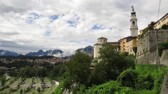 Belluno bekam ihren Namen aus dem keltischen "belo donum" was so viel wie "strahlende Stadt" bedeutet