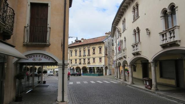 die Piazza dei Martiri