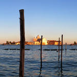 Breitbildfoto von der Piazza San Marco aus gesehen auf den Canale Grande und die Insel San Giorgio Maggiore