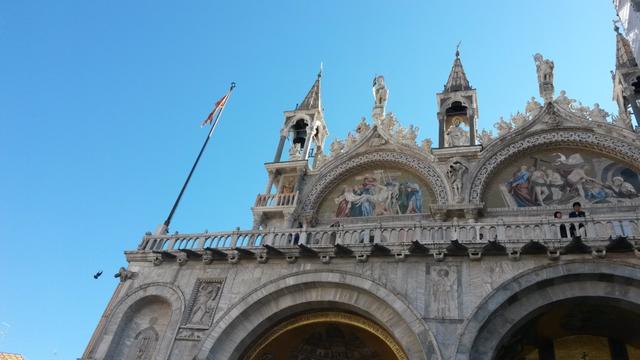 in der Basilica San Marco liegen die Gebeine des Evangelisten Markus 