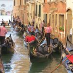Stau in den Kanälen von Venedig