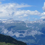 sehr schönes Breitbildfoto mit Blick zu den Tschingelhörner, Piz Sardona und Ringelspitz