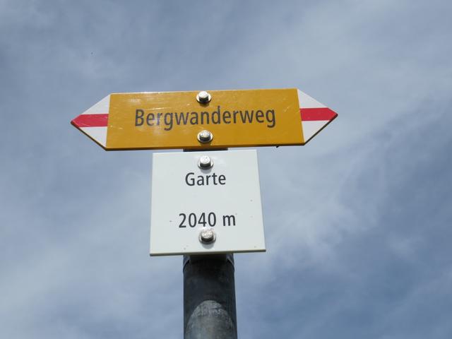 Wegweiser bei Garte 2040 m.ü.M.