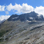 sehr schönes Breitbilfoto vom Saaser Tal mit Saas Fee