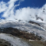 schönes Breitbildfoto vom Feegletscher