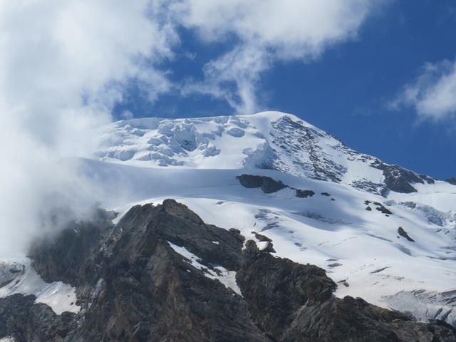 Blick hinauf zum Alphubel