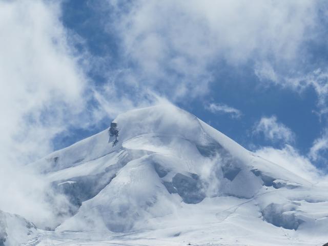 Blick hinauf zum Allalinhorn