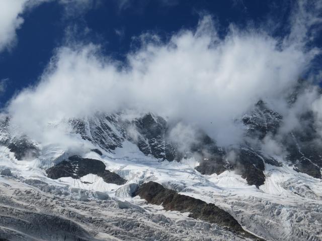 Blick hinauf zur Mischabelgruppe mit Dom