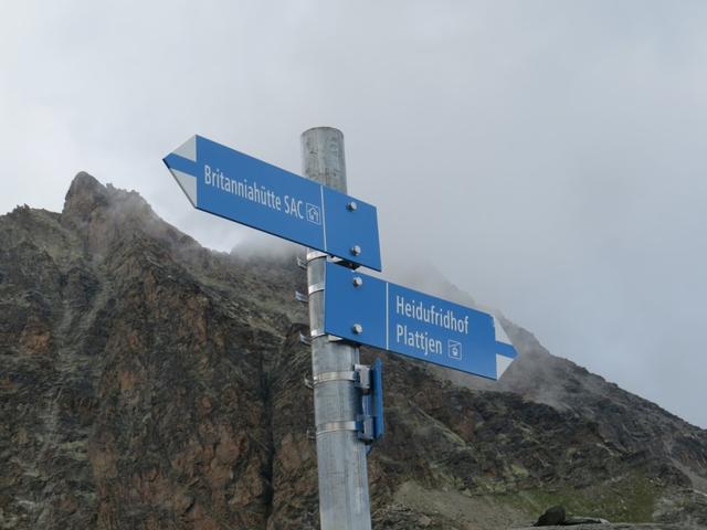 bei der Weggabelung zwischen Punkt 2899 m.ü.M. und Punkt 2860 m.ü.M. wir biegen rechts ab Richtung Heidufridhof