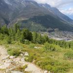 und immer wieder dieser schöne Blick auf Saas Fee, die Berge und das Saastal