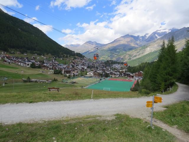 eine schöne und interessante Wanderung geht zu Ende. Wir haben Saas Fee 1792 m.ü.M. erreicht