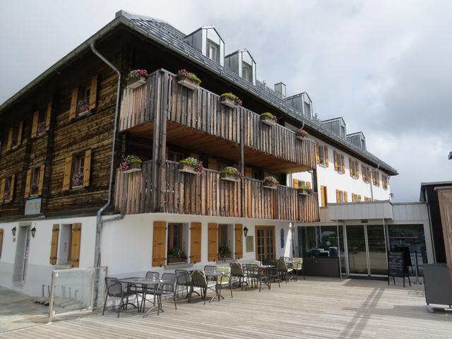 wir verlassen das Hotel Belalp und machen uns auf den Weg zur Oberaletschhütte