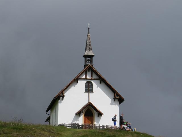 die kleine schön gelegene Kapelle direkt neben dem Hotel Belalp