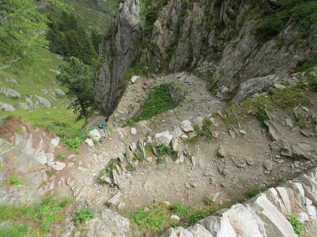 beim sogenannten "Steiglen". Kunstvoll wurde der Weg im Fels erbaut