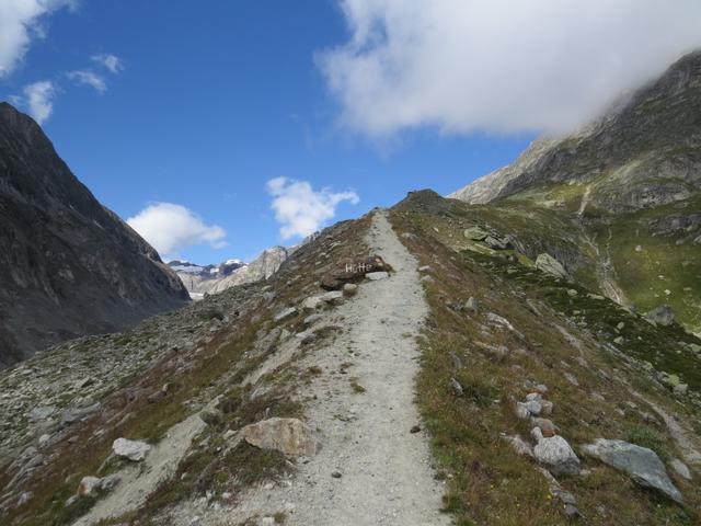 auf dem Weg zu Punkt 2407 m.ü.M.