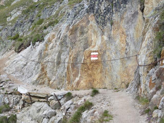 wir haben den Panoramaweg der uns zur Oberaletschhütte bringen wird erreicht