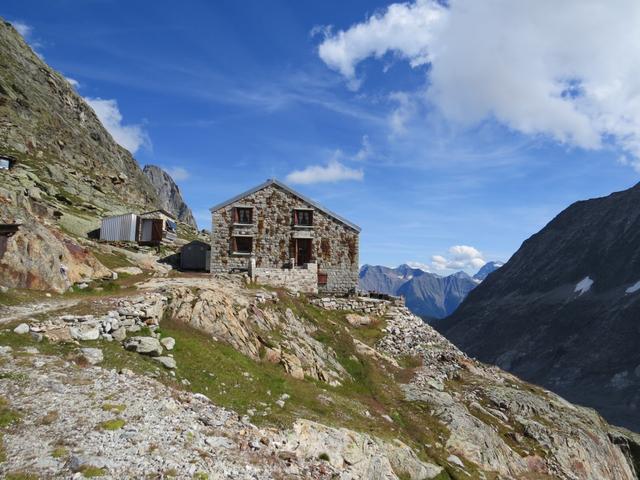 die Oberaletschütte ist an einer perfekten Stelle erbaut worden. Die Rundumsicht ist gigantisch