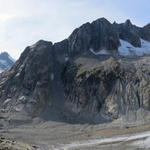 gigantisches Breitbildfoto mit Hohstock, Unterbächhorn, Nesthorn, Breithorn, Torberg- Wysshornkette und Aletschhorn