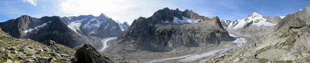 gigantisches Breitbildfoto mit Hohstock, Unterbächhorn, Nesthorn, Breithorn, Torberg- Wysshornkette und Aletschhorn