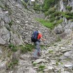 Tonnen von Steinen wurden hier für diesen serpentinenartige Bergweg gebraucht