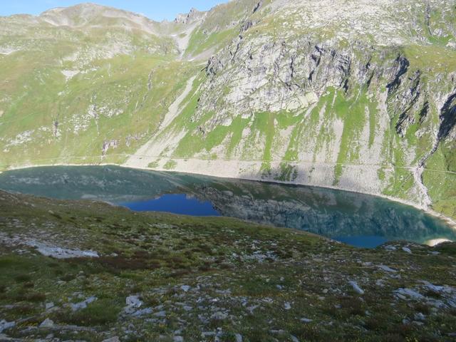 Blick auf den Lago della Sella. Gut ersichtlich der Weg den wir auf dem Rückweg machen werden
