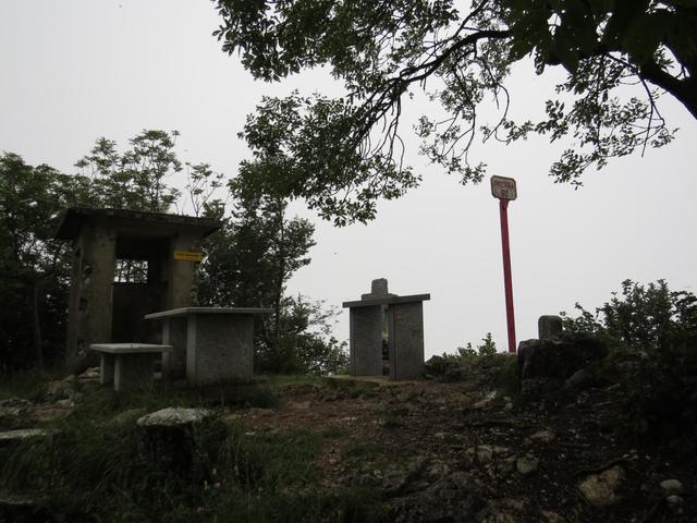 wir haben Monte Pravello 1015 m.ü.M. erreicht