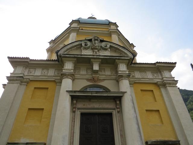 danach besuchten wir die Kirche Santa Croce auch in Riva San Vitale