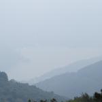 verschwommener Blick hinunter zum Lago di Como