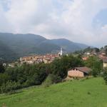 Blick auf Caneggio und das Valle di Muggio