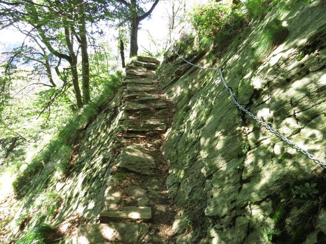 der Weg ist sehr gut ausgebaut und ersichtlich. Wirklich schön